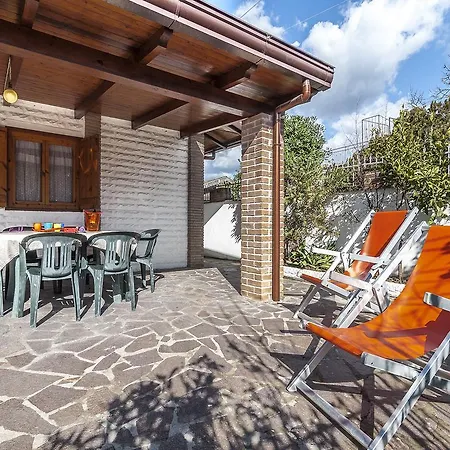 Nikita Villa Sperlonga